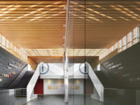 接楼花还是选次新房？转楼花能免转让费？这些事情得逆向思考 | 你问我答