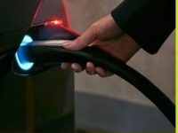 何必为了地下车位难安“桩”而烦恼，豪气开发商大手一挥，送！