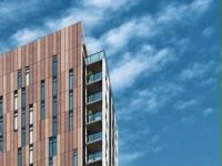 起价低至$29.99万，入住菲沙河畔法语社区高层公寓，天车站宜家等步行即达