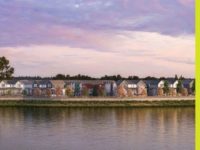 一线水景社区尺价低至$500+，入住菲沙河畔水岸联排别墅，还有双拼户型！