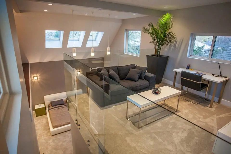 顶楼露台超2500尺,主卧竟是Loft!列治文海滨社区4房5卫独立屋 | 户型赏析 顶楼露台超2500尺,主卧竟是Loft!列治文海滨社区4房5卫独立屋 | 户型赏析